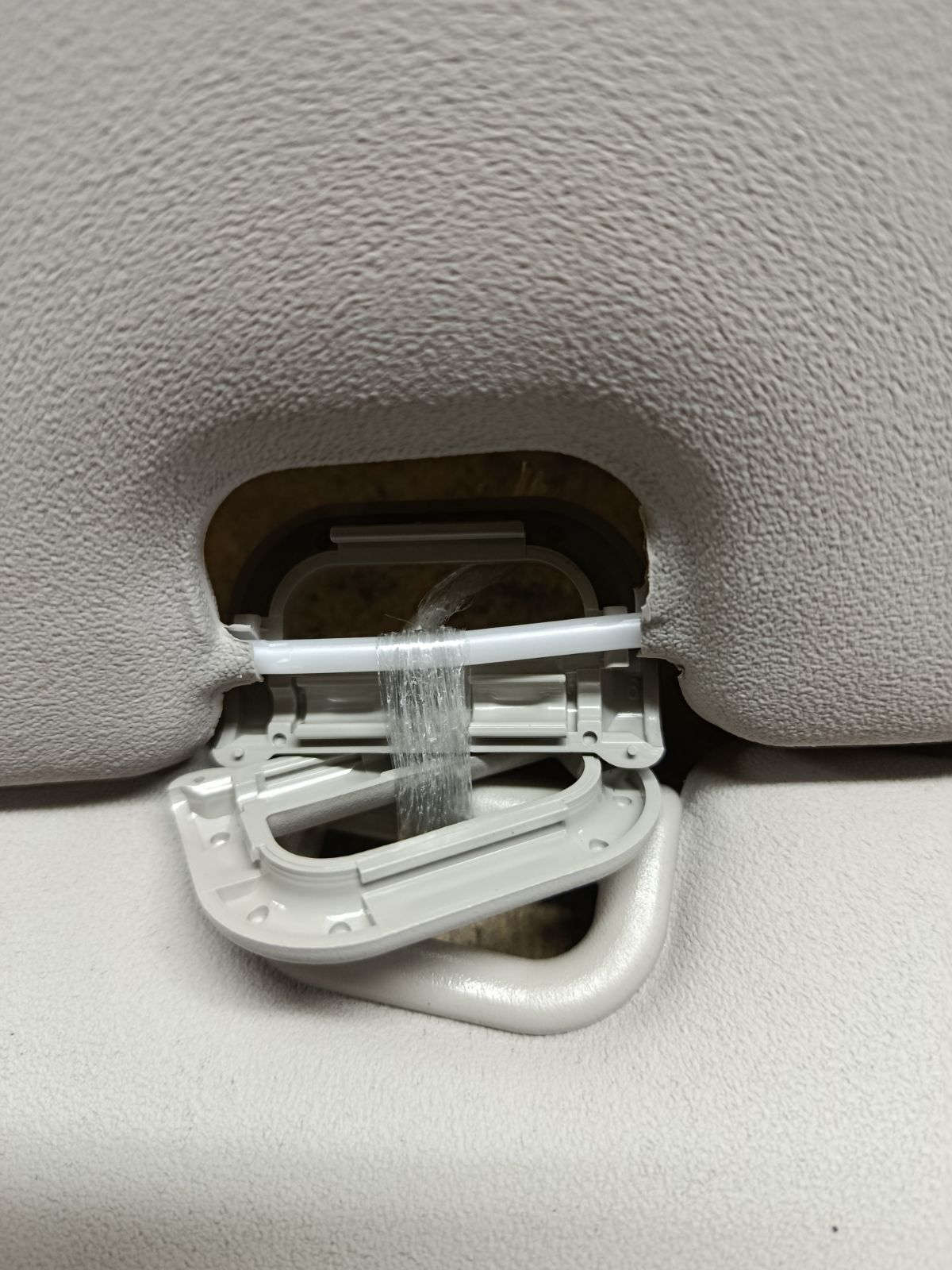 Козырек от солнца на Toyota Wish ZNE10G Фото 2