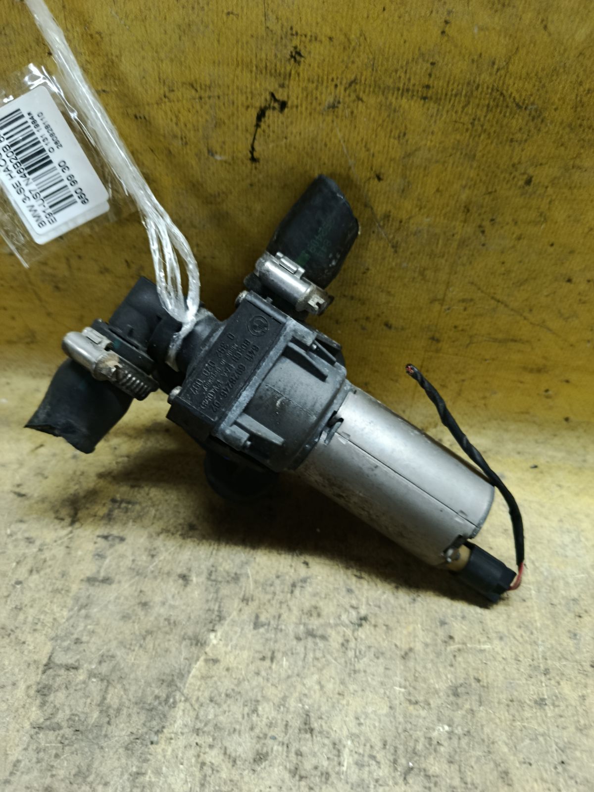Насос отопителя 6411692824602, 0392020097, 64116928246 на Bmw 3-Series E91-US72 N46B20BD Фото 1