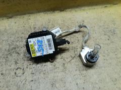 Блок розжига ксенона на Honda Stepwgn RK5 Фото 2