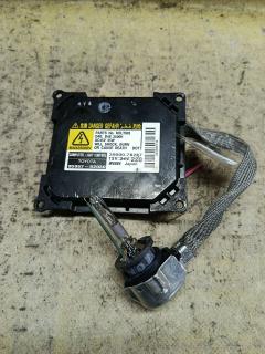Блок розжига ксенона на Toyota Noah AZR60G 85967-52030
