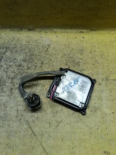 Блок розжига ксенона на Toyota Noah AZR60G 85967-52030