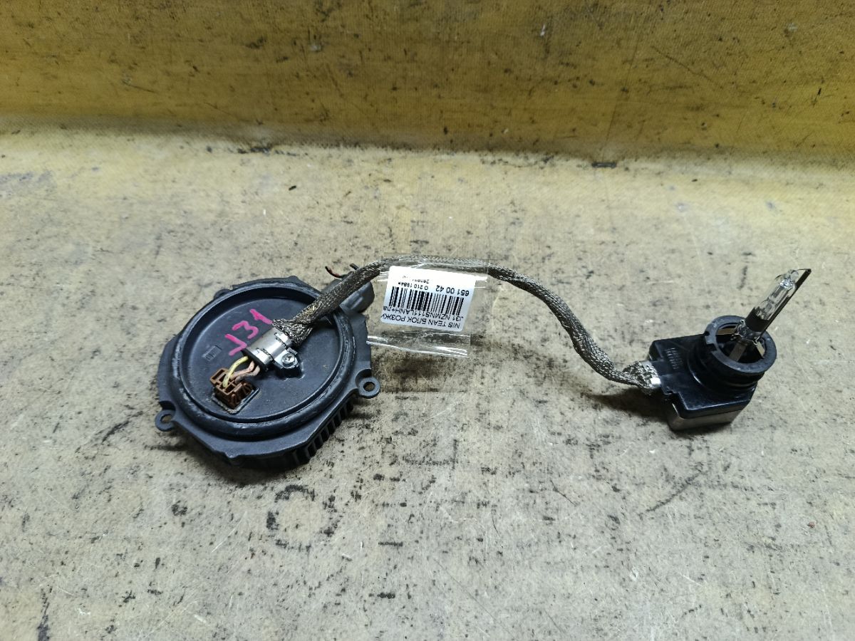 Блок розжига ксенона на Nissan Teana J31 Фото 1