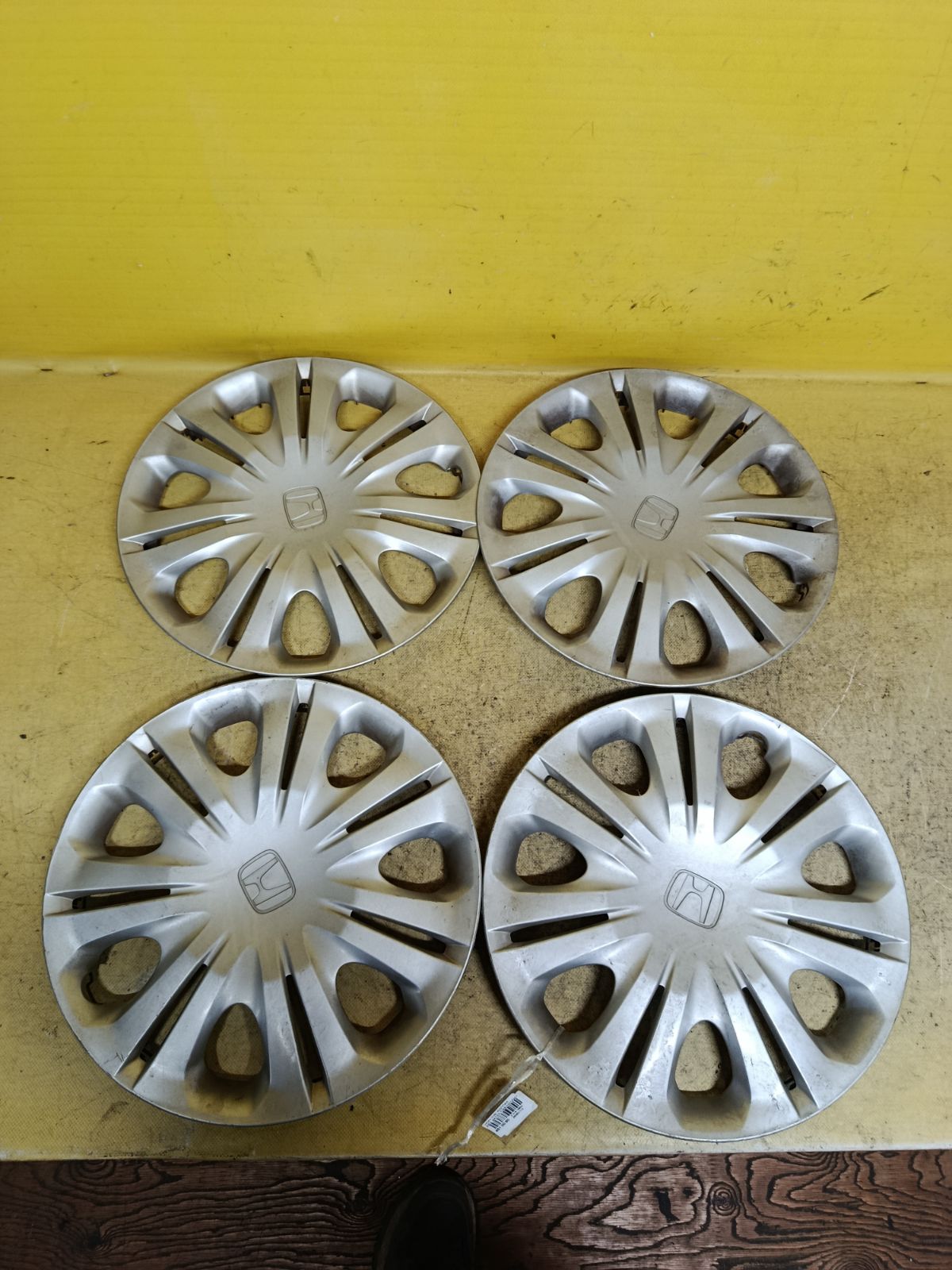 Колпак 44733-TM8-N01/G01 на Honda Insight ZE2 Фото 1