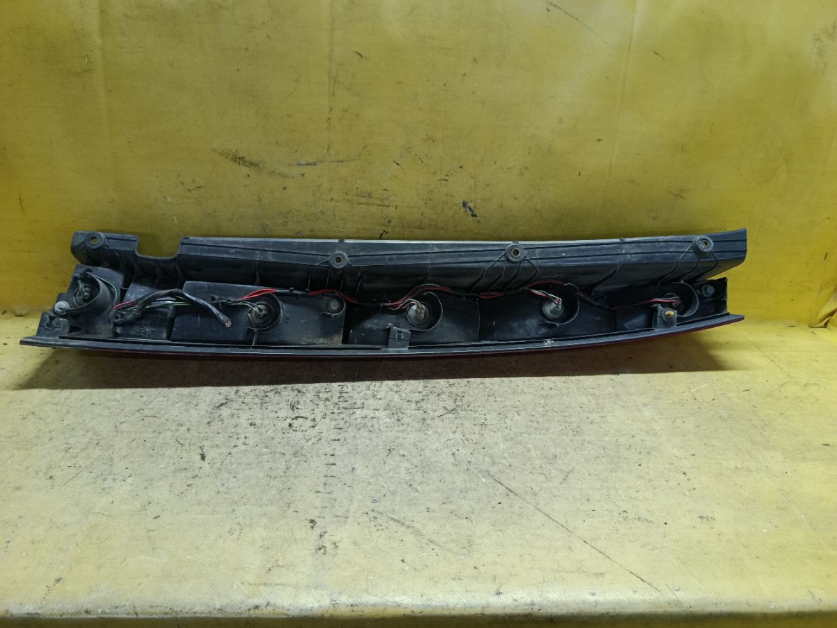 Стоп 043-1296 043-1296 на Honda Stepwgn RF1 Фото 3