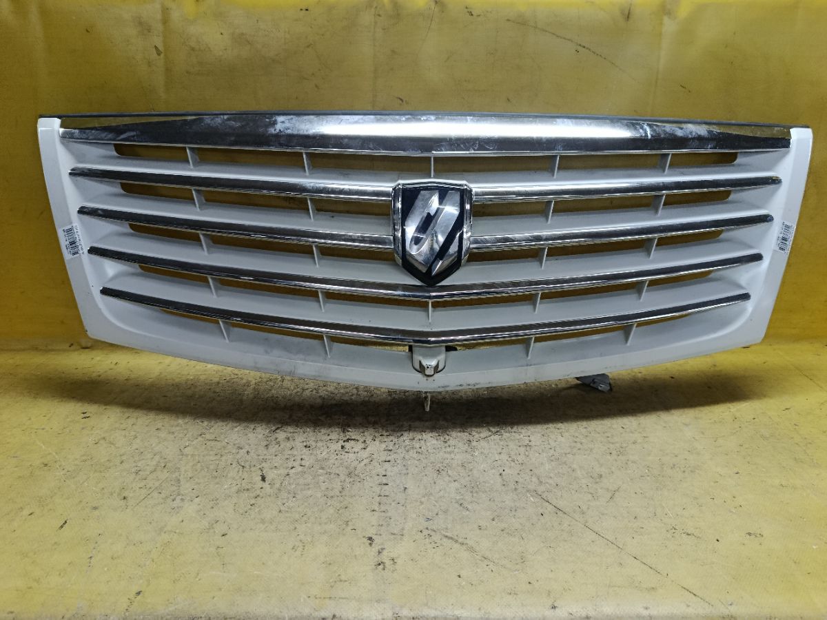 Решетка радиатора 53101-58041 на Toyota Alphard ANH10W Фото 1