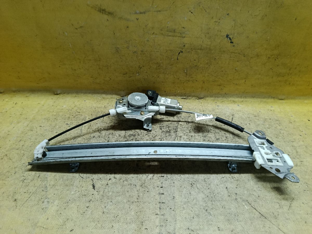 Стеклоподъемный механизм 80731-89915 на Nissan Tiida C11 Фото 2