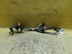 Датчик ABS на Toyota Noah ZRR75G 3ZR-FE 89546-28190  89545-28200, Заднее расположение