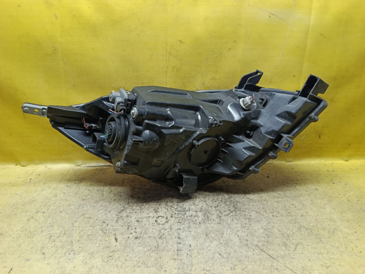 Фара H005 H005 на Nissan Note E11 Фото 2