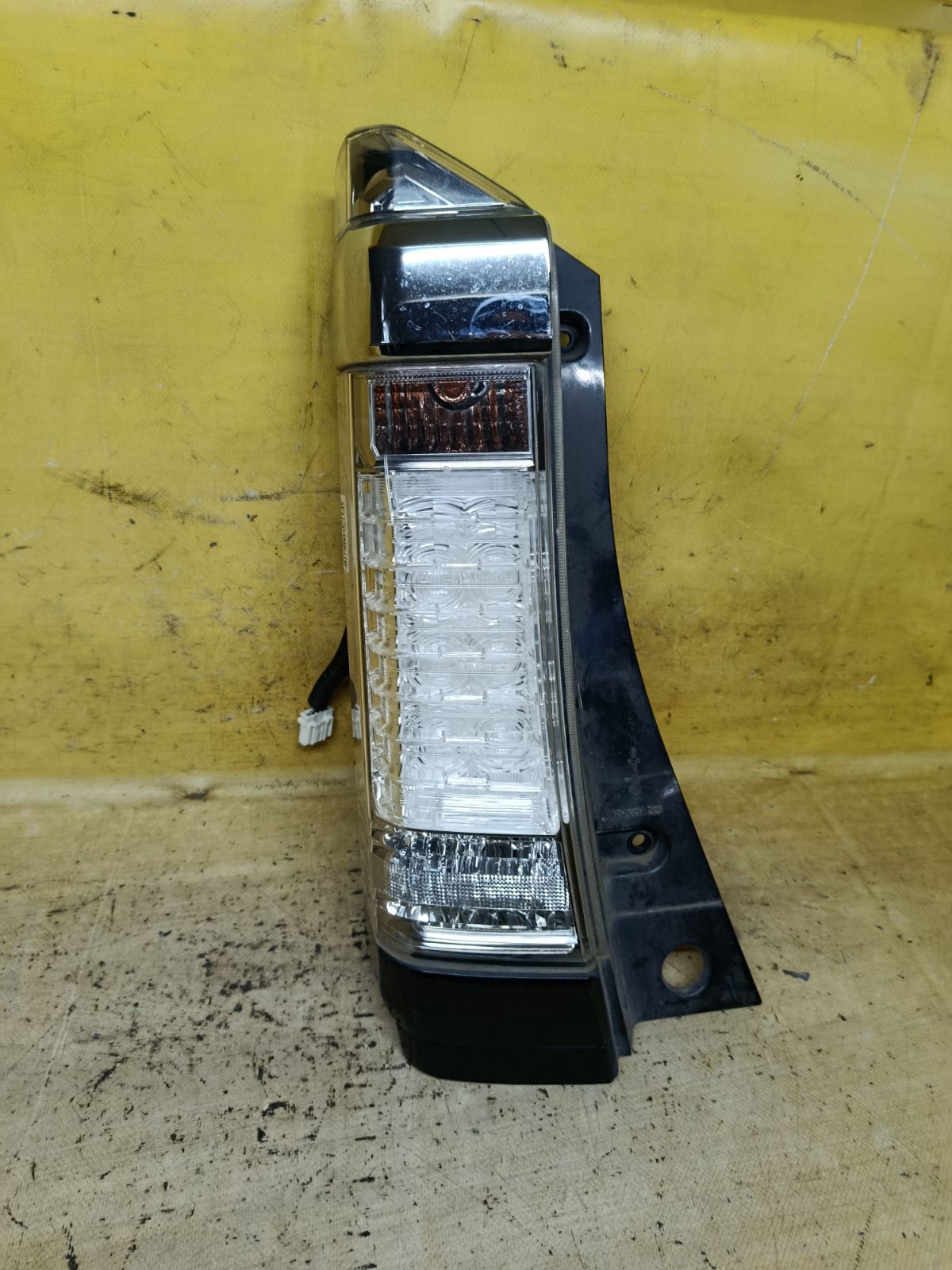 Стоп D106 D106 на Honda N-Box JF1 Фото 1