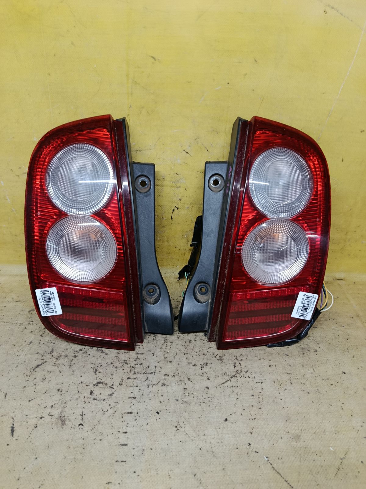 Стоп 4994 4994 на Nissan March AK12 Фото 1