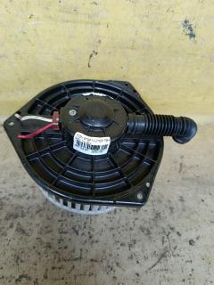 Мотор печки на Honda Stepwgn RG1