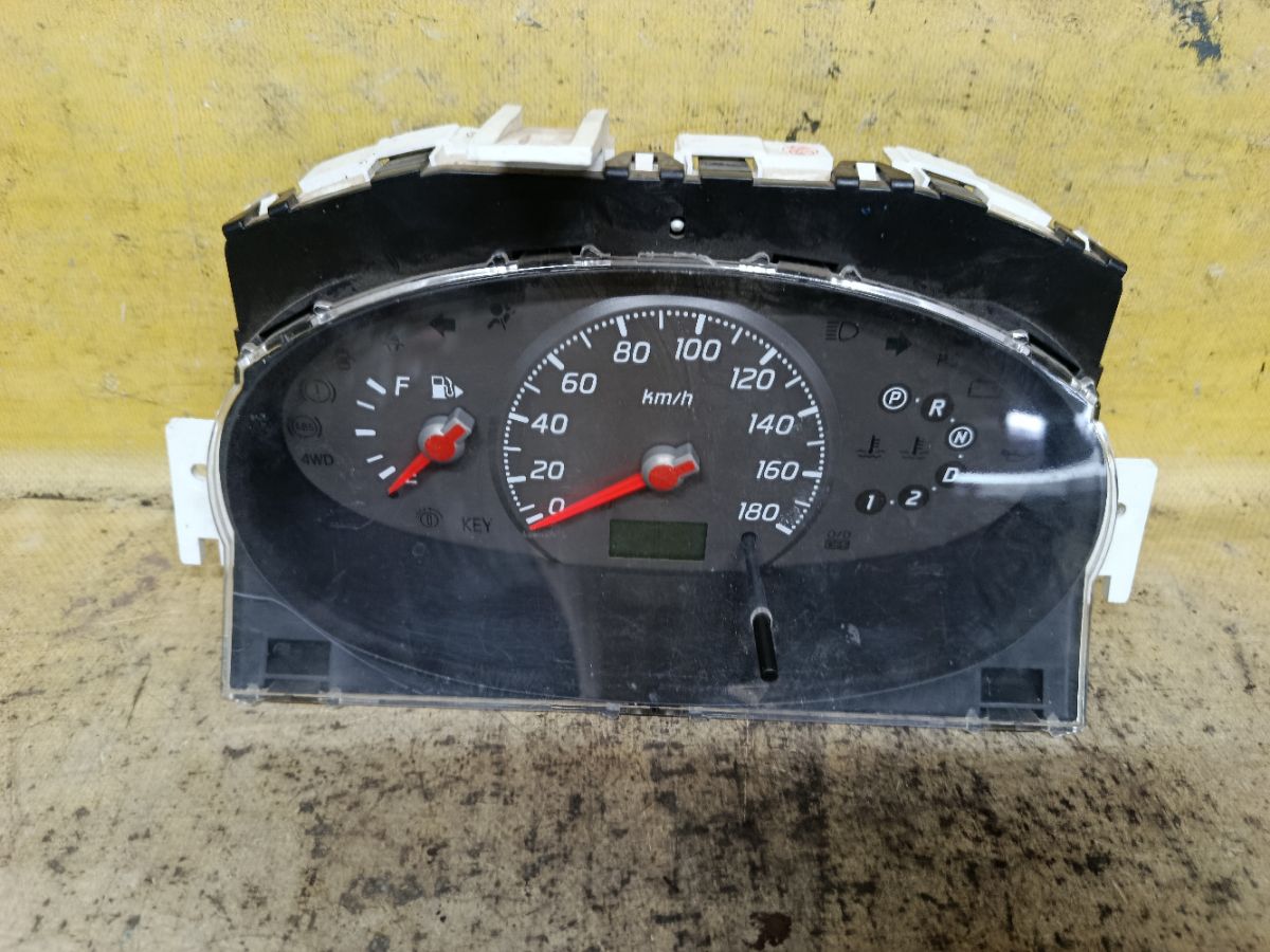 Спидометр на Nissan March AK12 CR12DE Фото 1