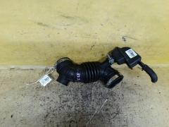 Патрубок воздушн.фильтра на Nissan Serena C25 MR20DE