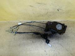 Доводчик двери 426605-10030 на Toyota Voxy AZR60G Фото 2