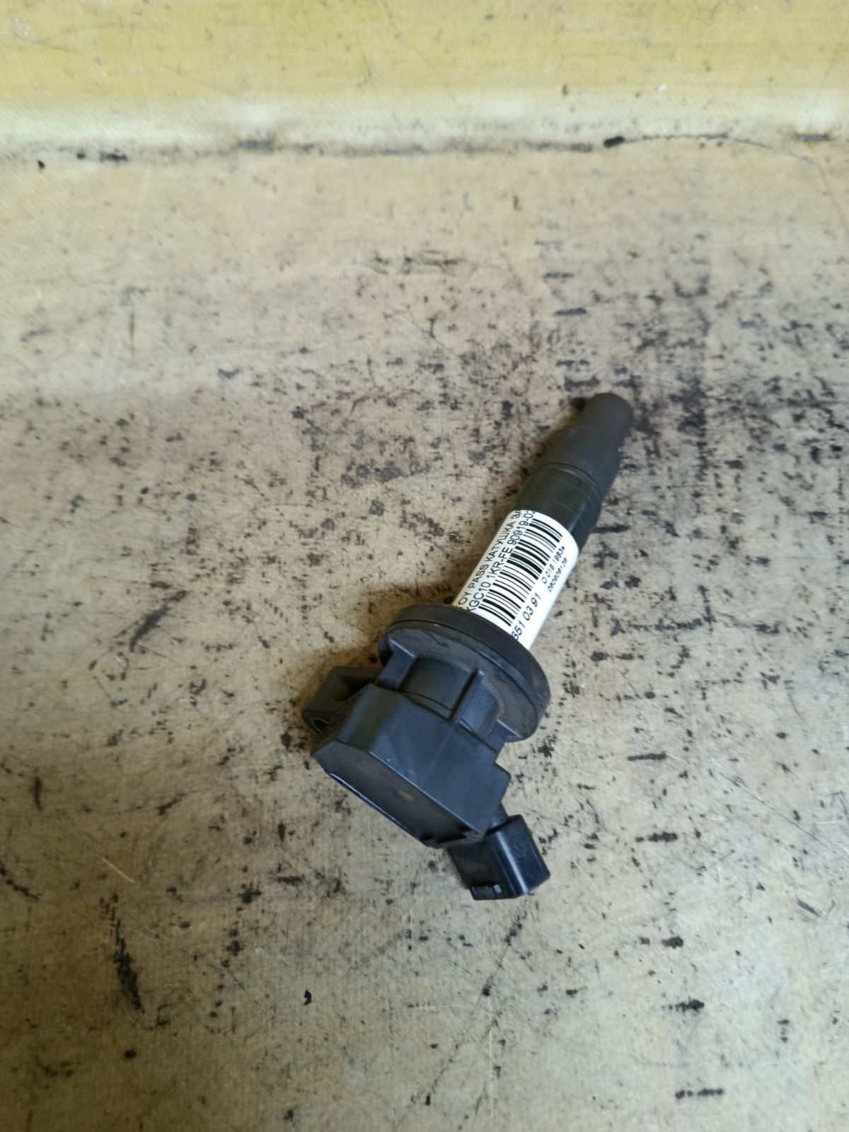 Катушка зажигания 90919-02239, 90919-02262, LC-016-2646 на Toyota Passo KGC10 1KR-FE Фото 1