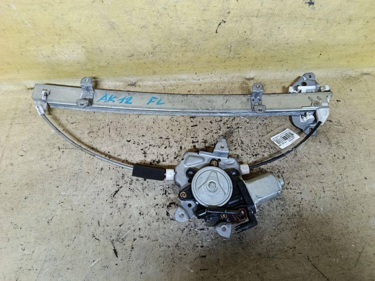 Стеклоподъемный механизм 80731-89914 на Nissan March AK12 Фото 1