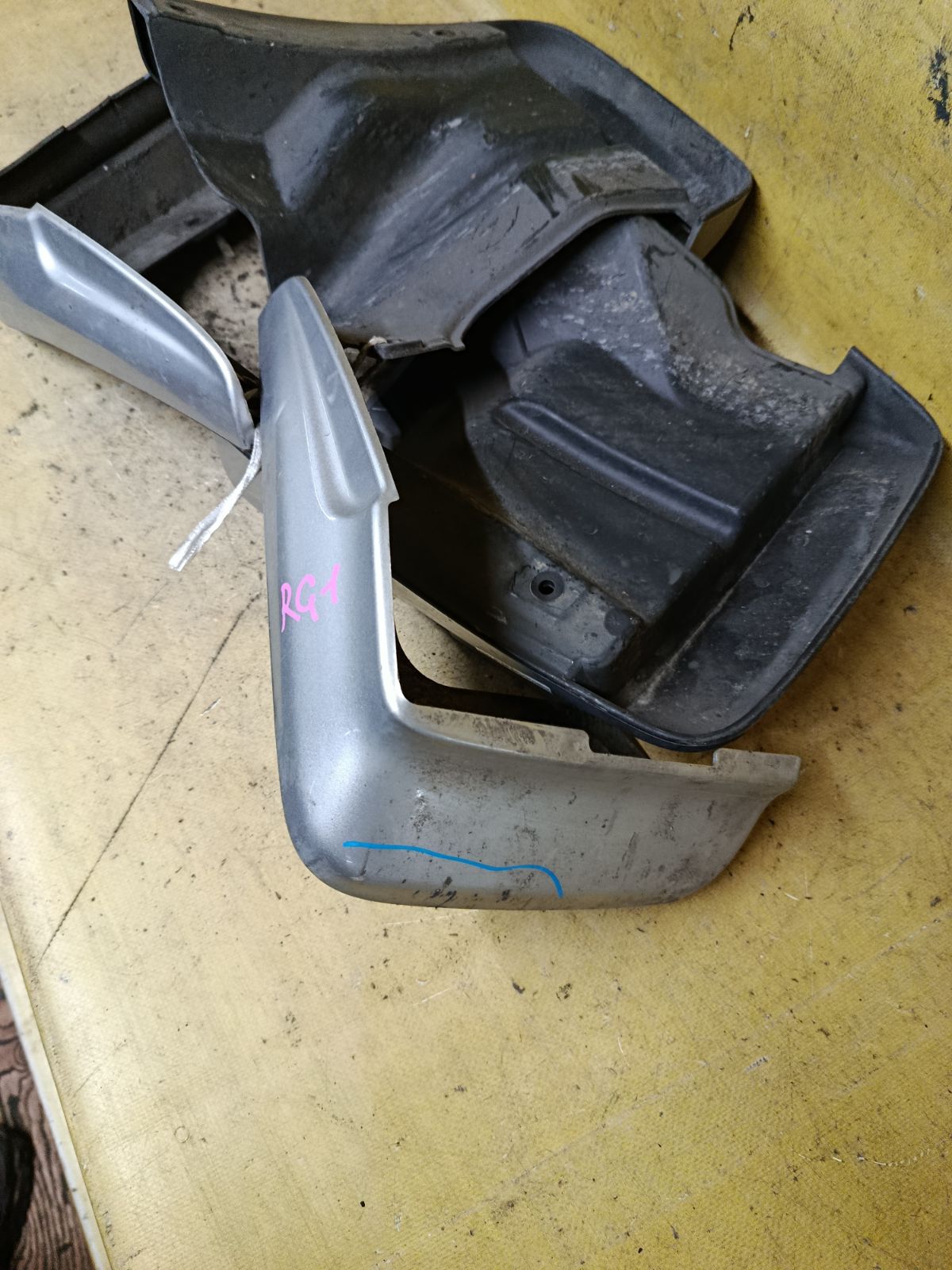 Брызговик на Honda Stepwgn RG1 Фото 6