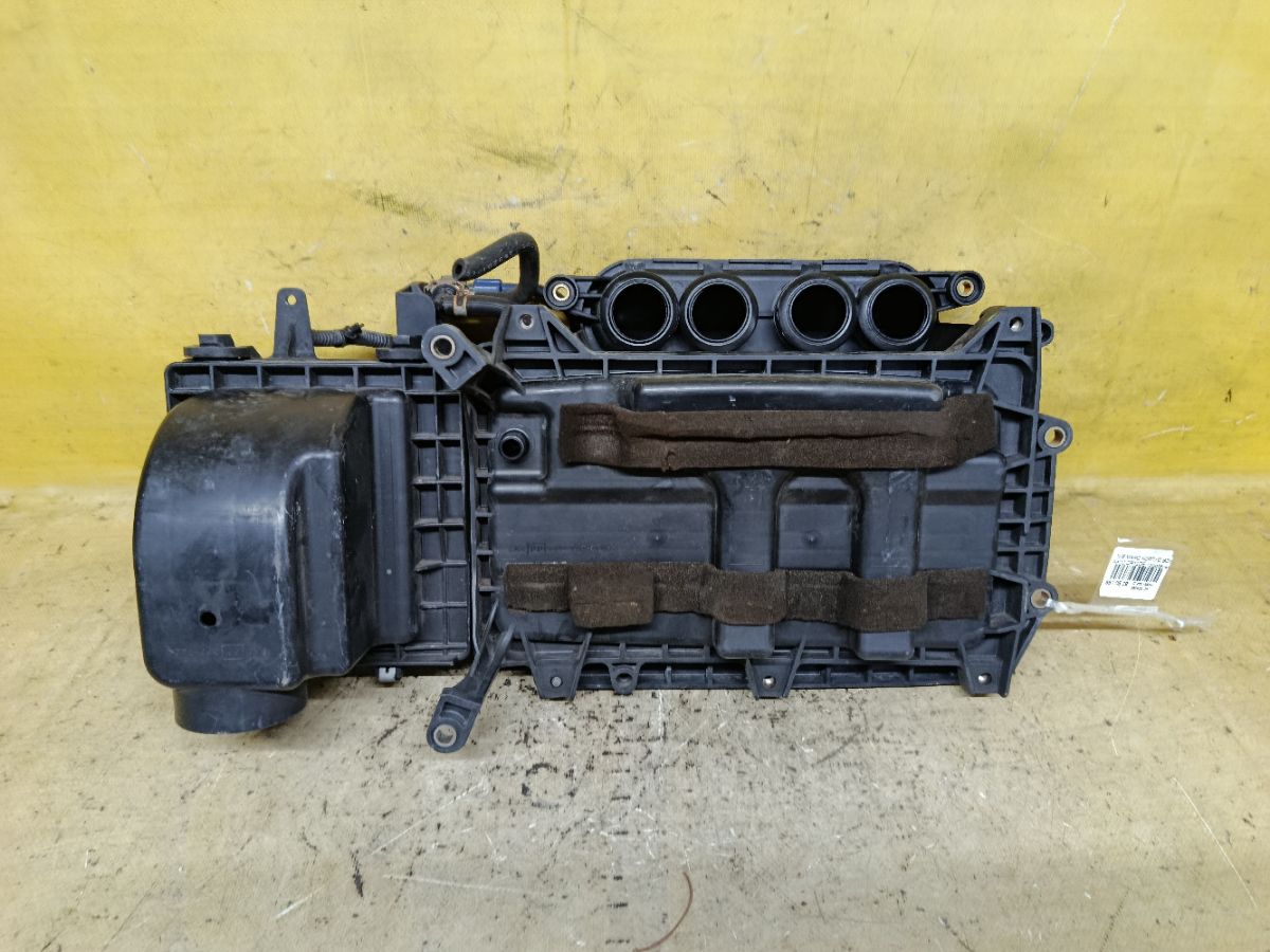 Корпус воздушного фильтра на Nissan March AK12 CR12DE Фото 2