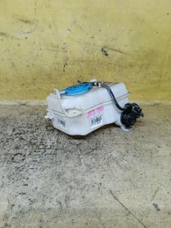 Бачок омывателя на Honda N-Box JF3