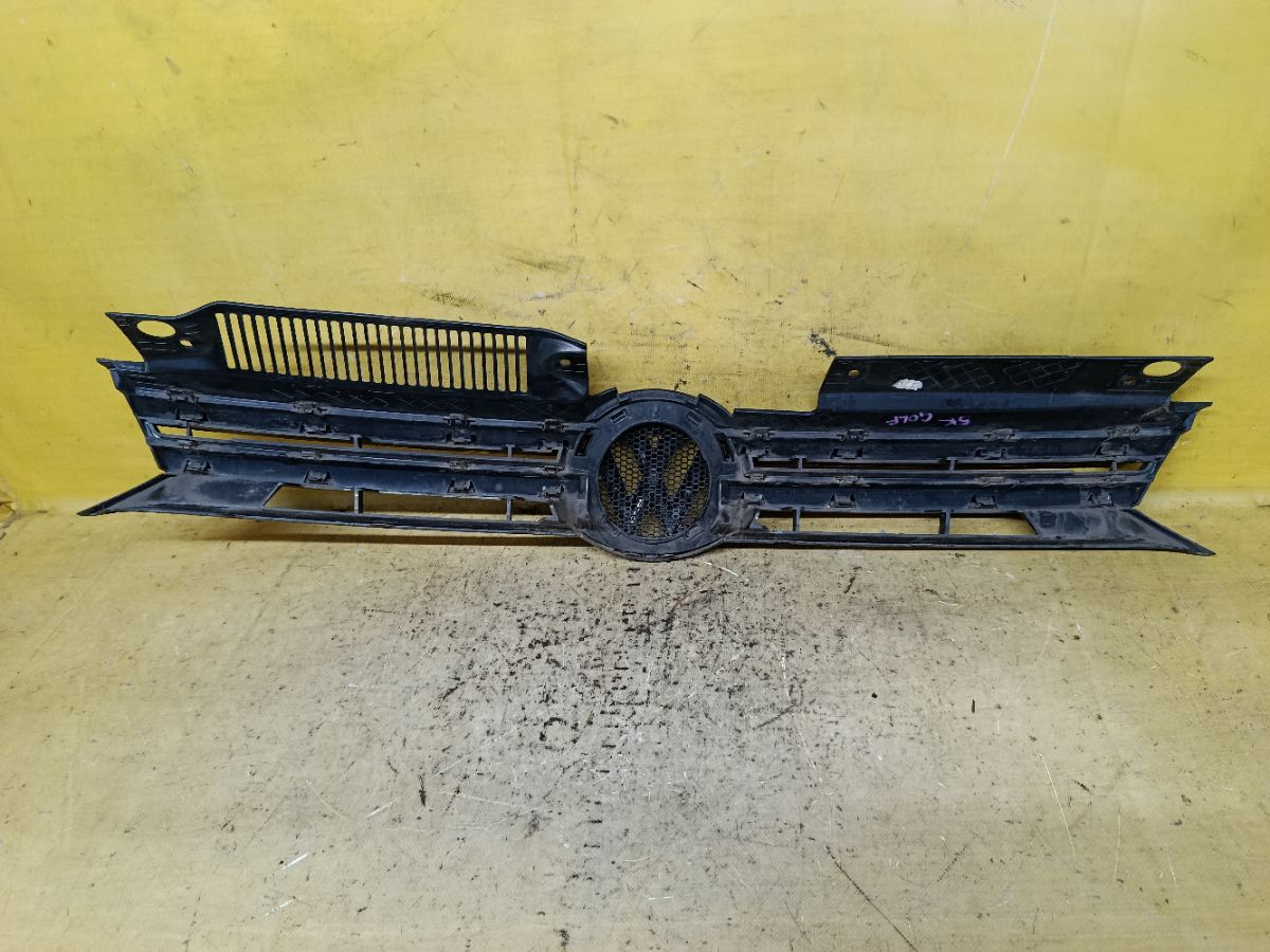 Решетка радиатора 5K0853653, 5K0853651 на Volkswagen Golf Vi 5K Фото 3