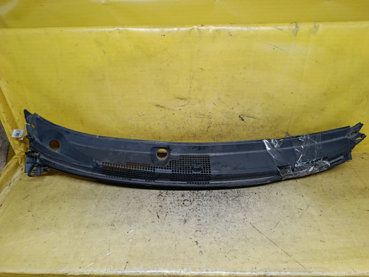 Решетка под лобовое стекло 74202-T6G-00 на Honda N-Wgn JH1 Фото 1