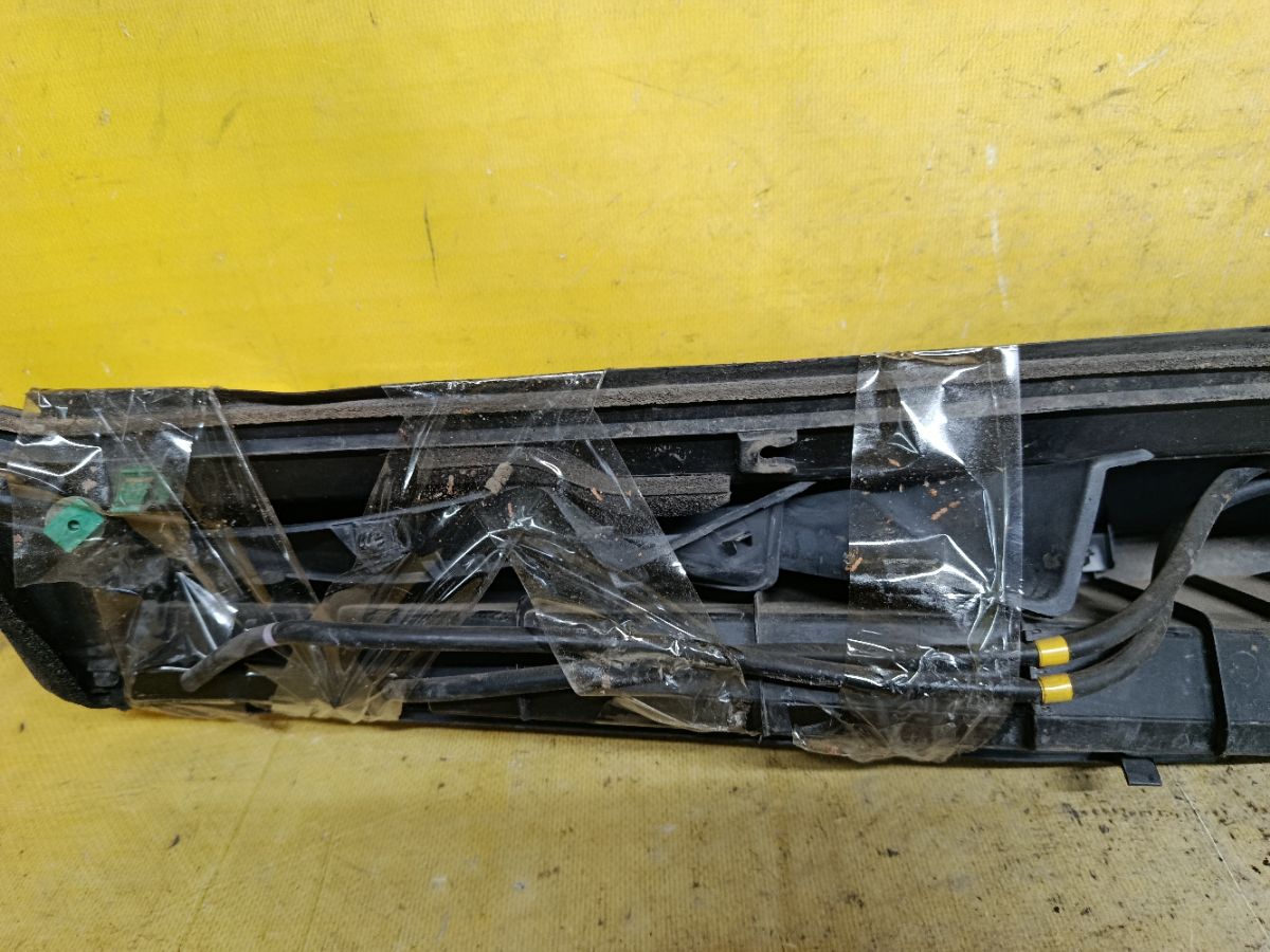 Решетка под лобовое стекло 74200-T6G-00 на Honda N-Wgn JH1 Фото 3