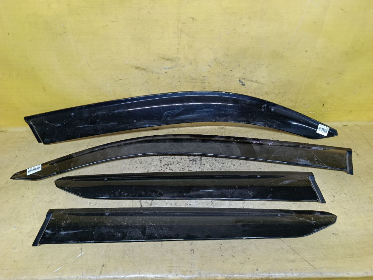 Ветровик на Honda N-Wgn JH1 Фото 1