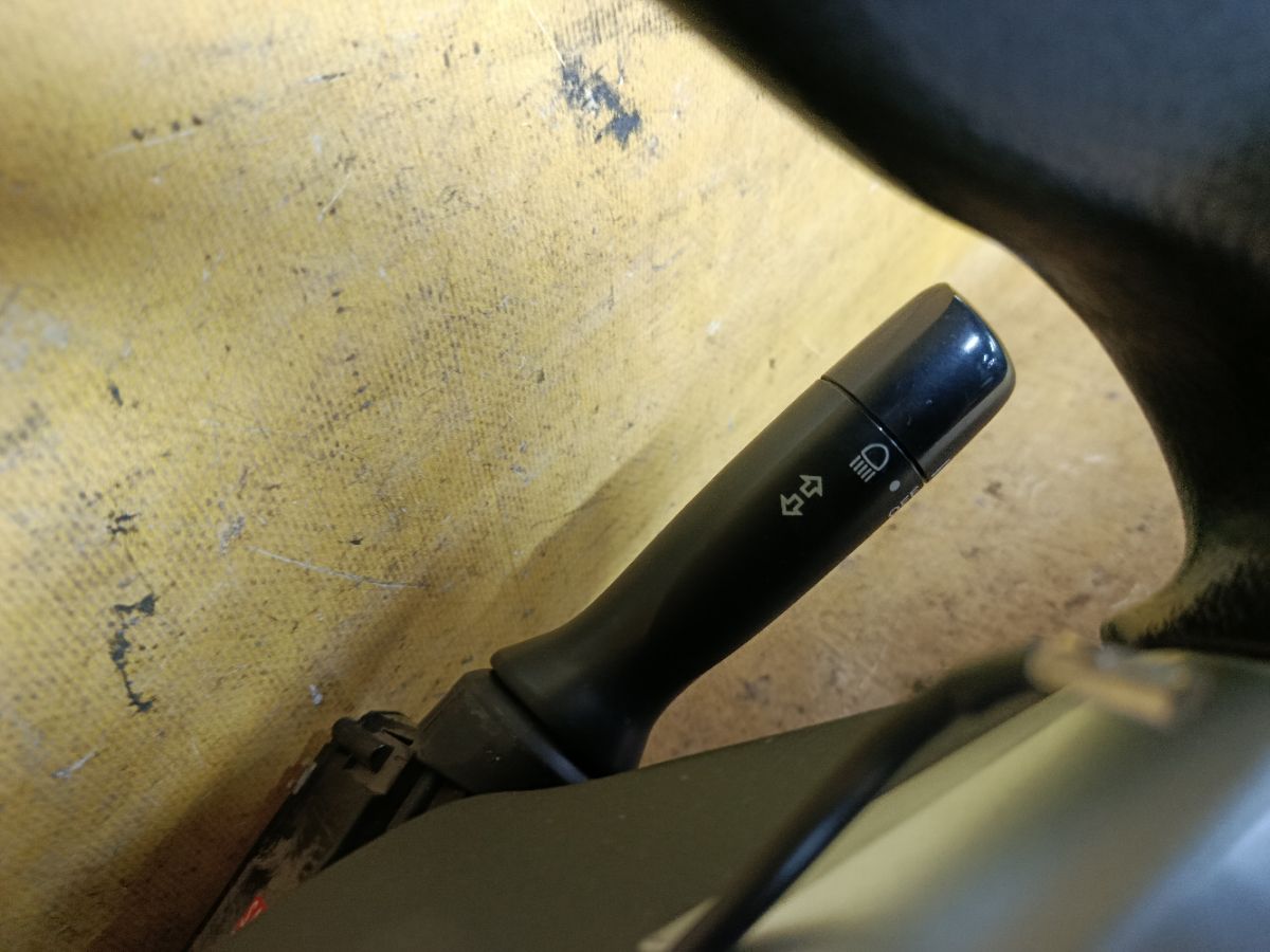 Руль на Toyota Ractis NSP120 Фото 3