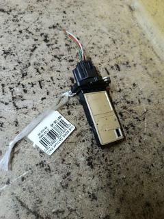 Датчик расхода воздуха на Nissan Serena C25 MR20DE 22680-7S000