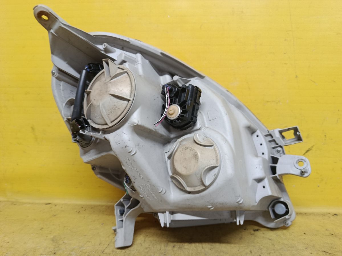 Фара 100-51007 100-51007 на Toyota Passo KGC30 Фото 3
