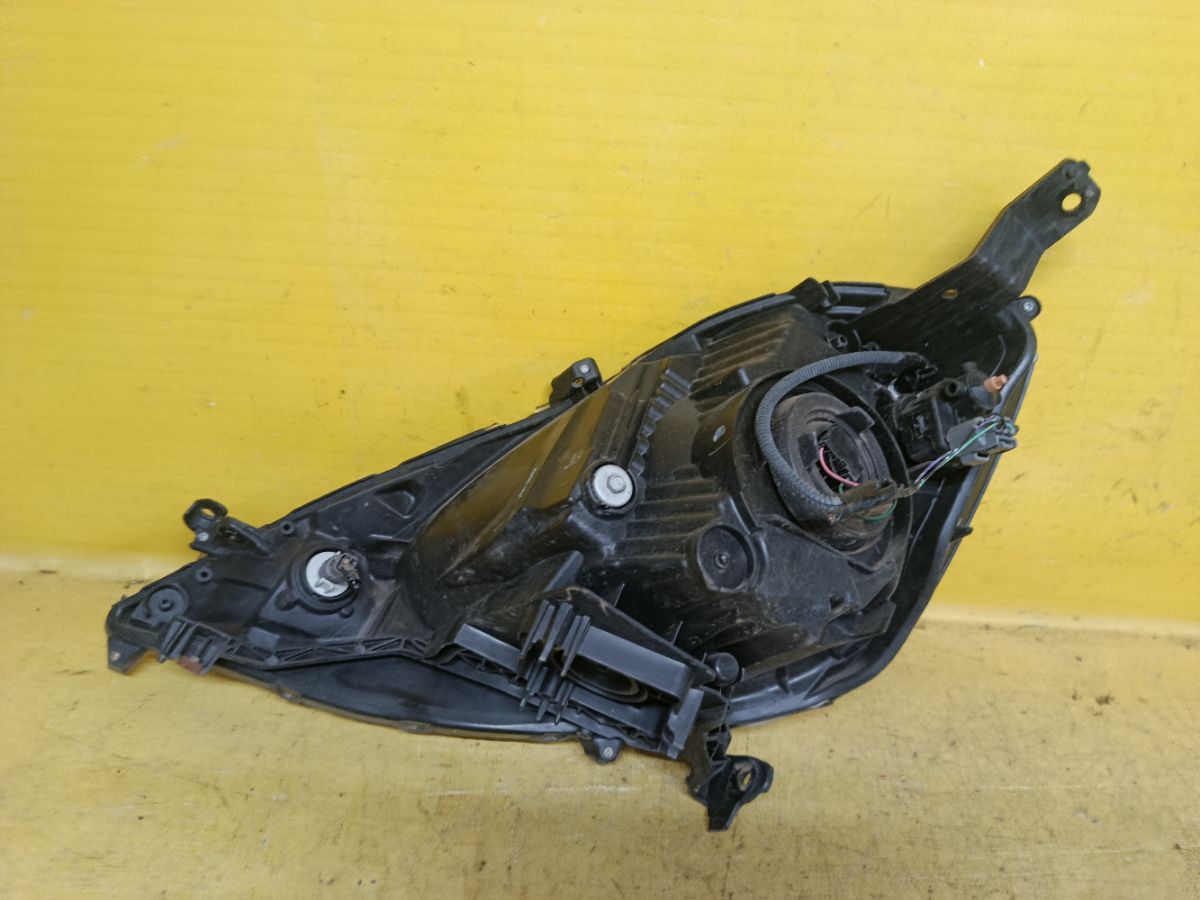 Фара P6865 P6865 на Honda Fit Shuttle GG8 Фото 3