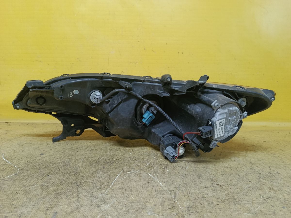 Фара W0350 W0350 на Honda Fit Hybrid GP5 Фото 3