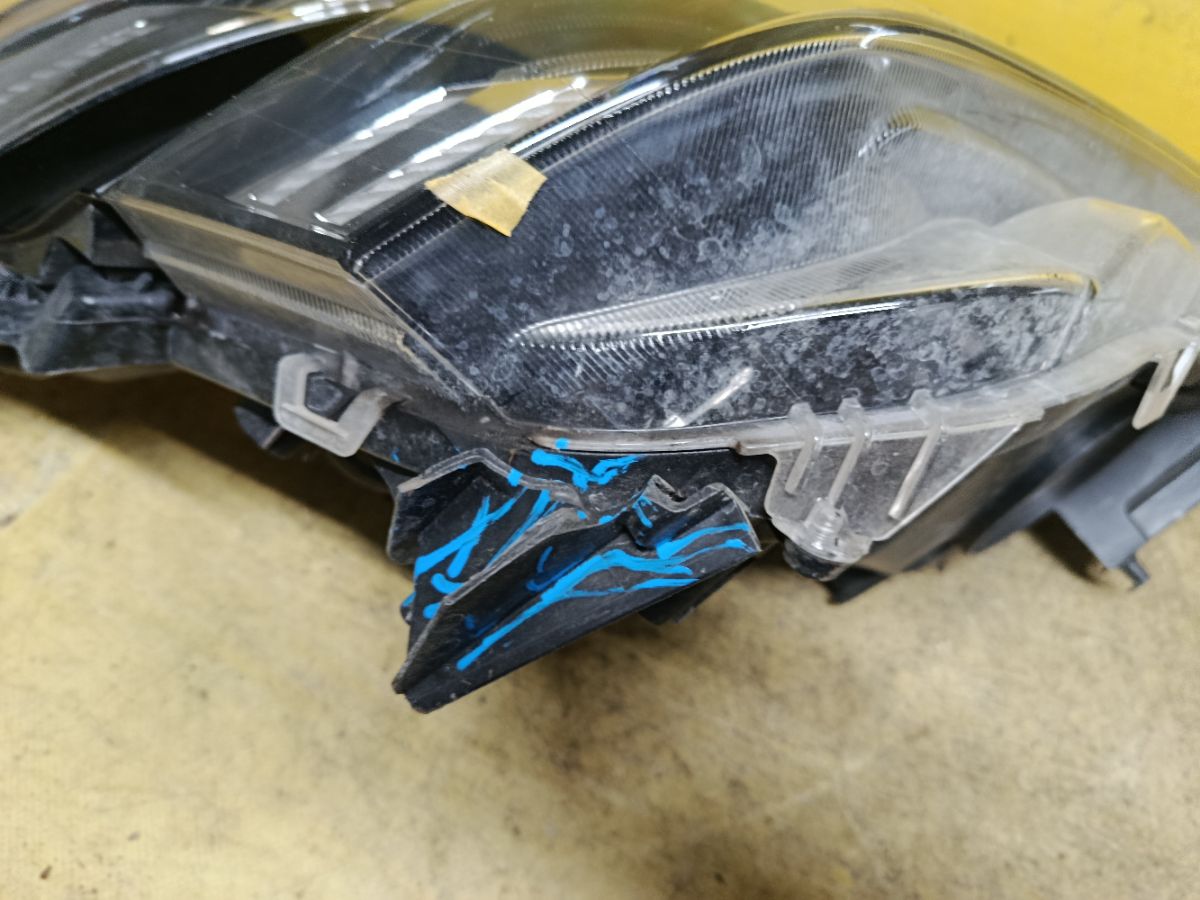 Фара 58-65 58-65,81110-58401 на Toyota Wellfire AGH30 Фото 6