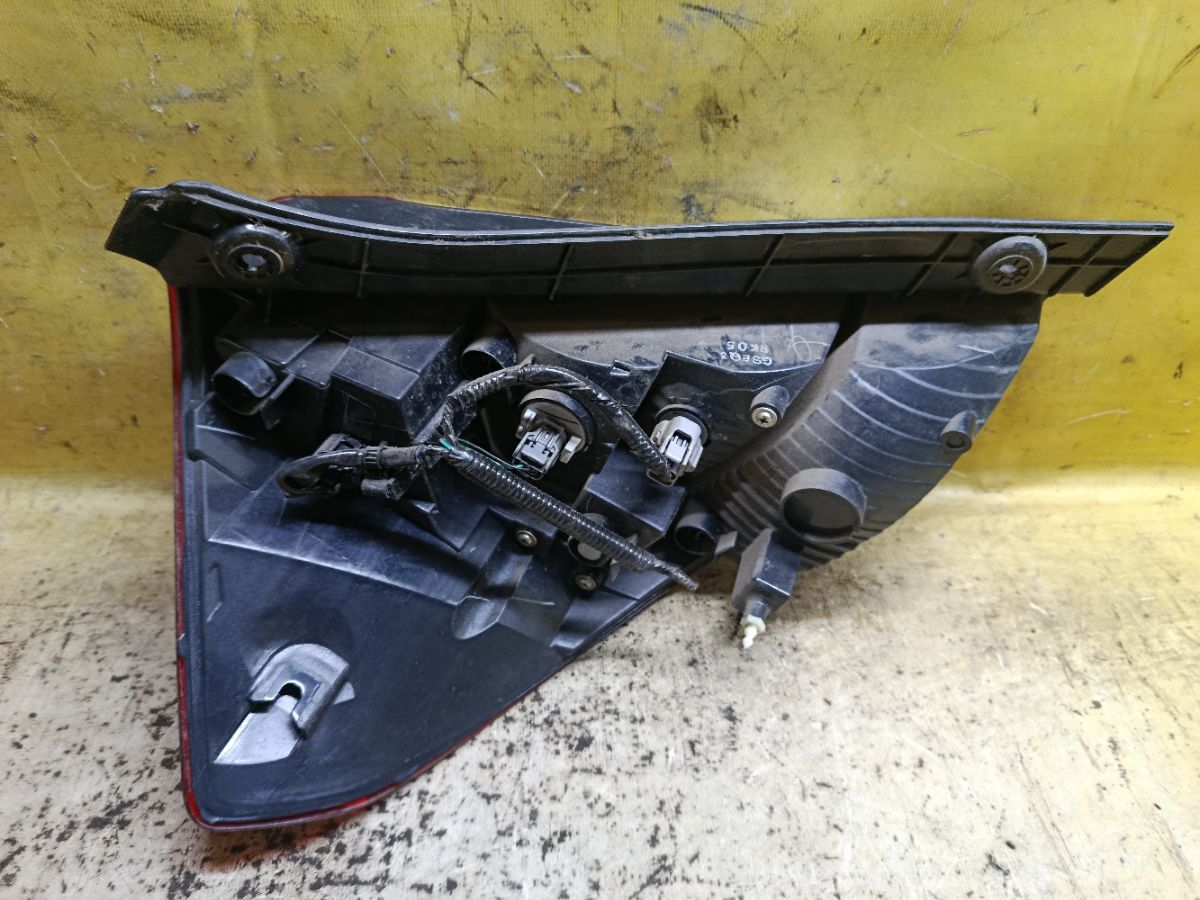 Стоп W1698 W1698 на Honda Fit Hybrid GP5 Фото 2