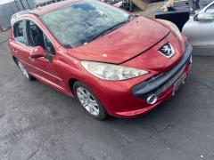 Бачок омывателя на Peugeot 207 Фото 8