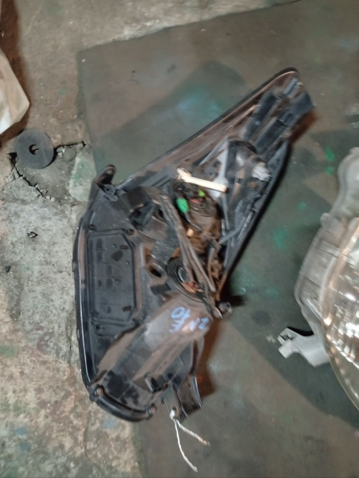 Фара 68-12 68-12 на Toyota Wish ZNE10G Фото 6