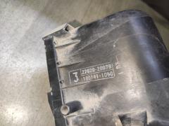 Корпус воздушного фильтра на Toyota Harrier MCU10W 1MZ-FE Фото 15