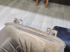 Корпус воздушного фильтра на Toyota Harrier MCU10W 1MZ-FE Фото 5