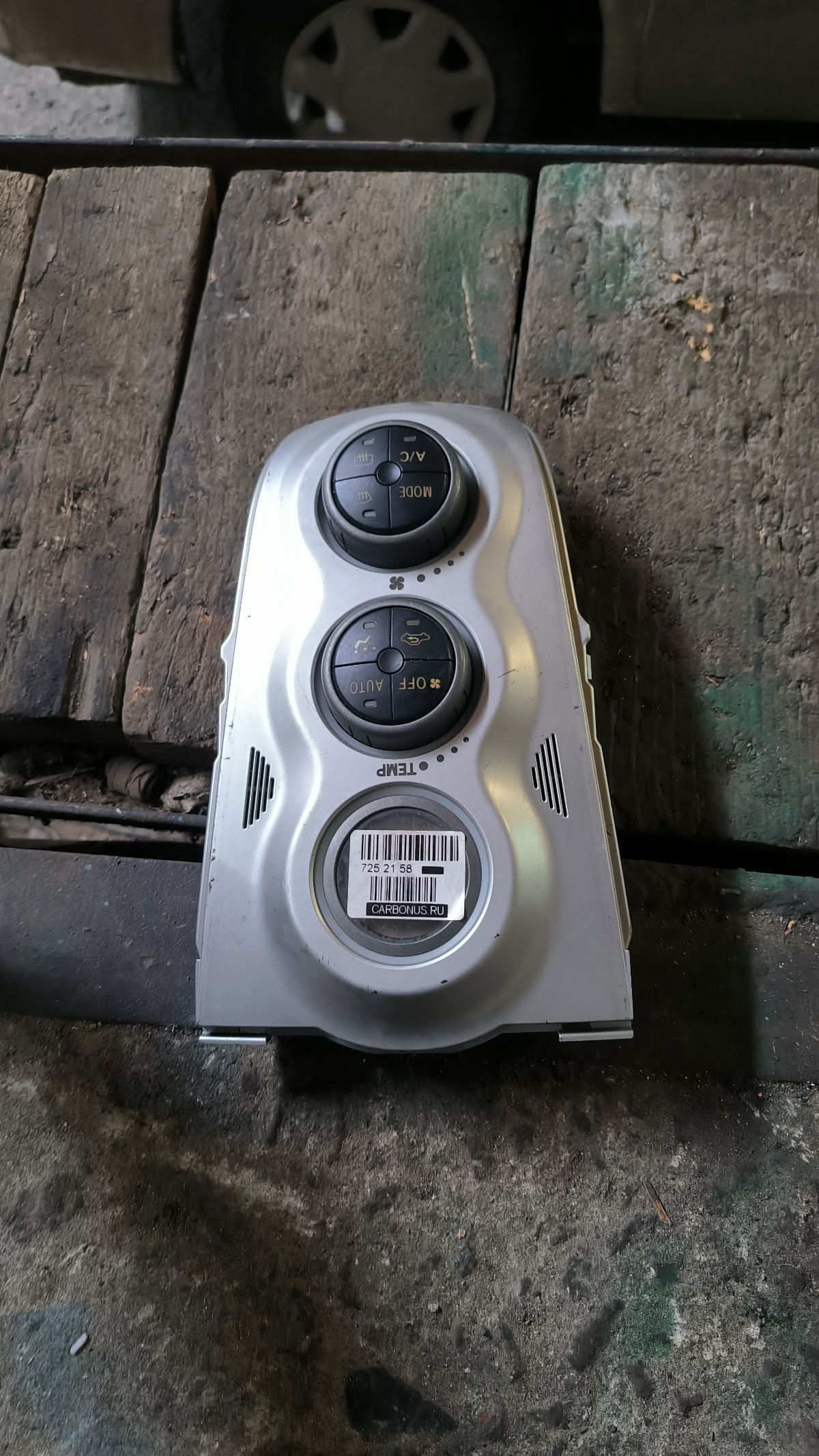 Блок управления климатконтроля 55900-52390 на Toyota Vitz SCP90 2SZ-FE Фото 3