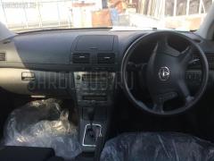 Кнопка на Toyota Avensis AZT250W Фото 10