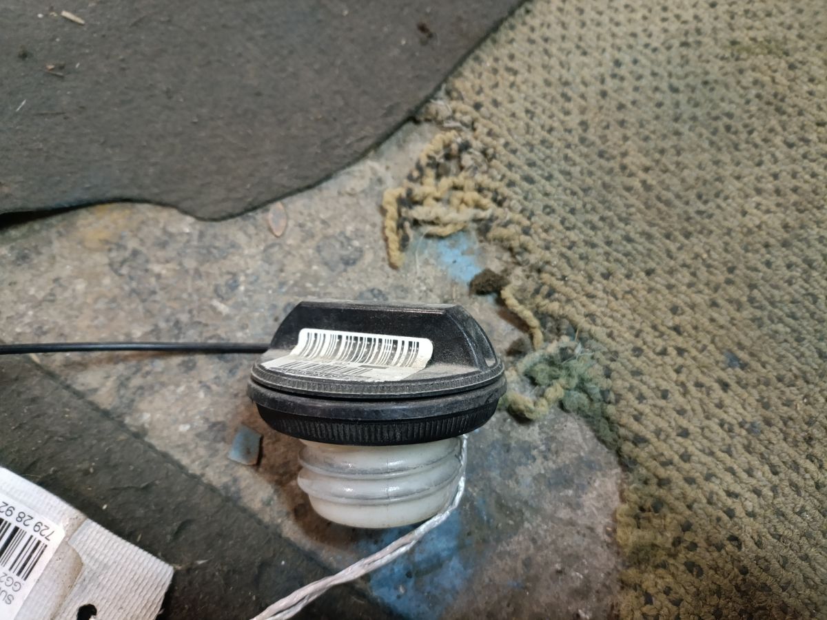 Крышка топливного бака 42031SA020 на Subaru Impreza Wagon GG2 Фото 4