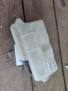 Бачок расширительный 19101-PCA-000 на Honda Torneo CF4 F20B Фото 3