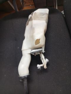 Бачок расширительный 16470-15090 на Toyota Sprinter AE110 5A-FE Фото 3