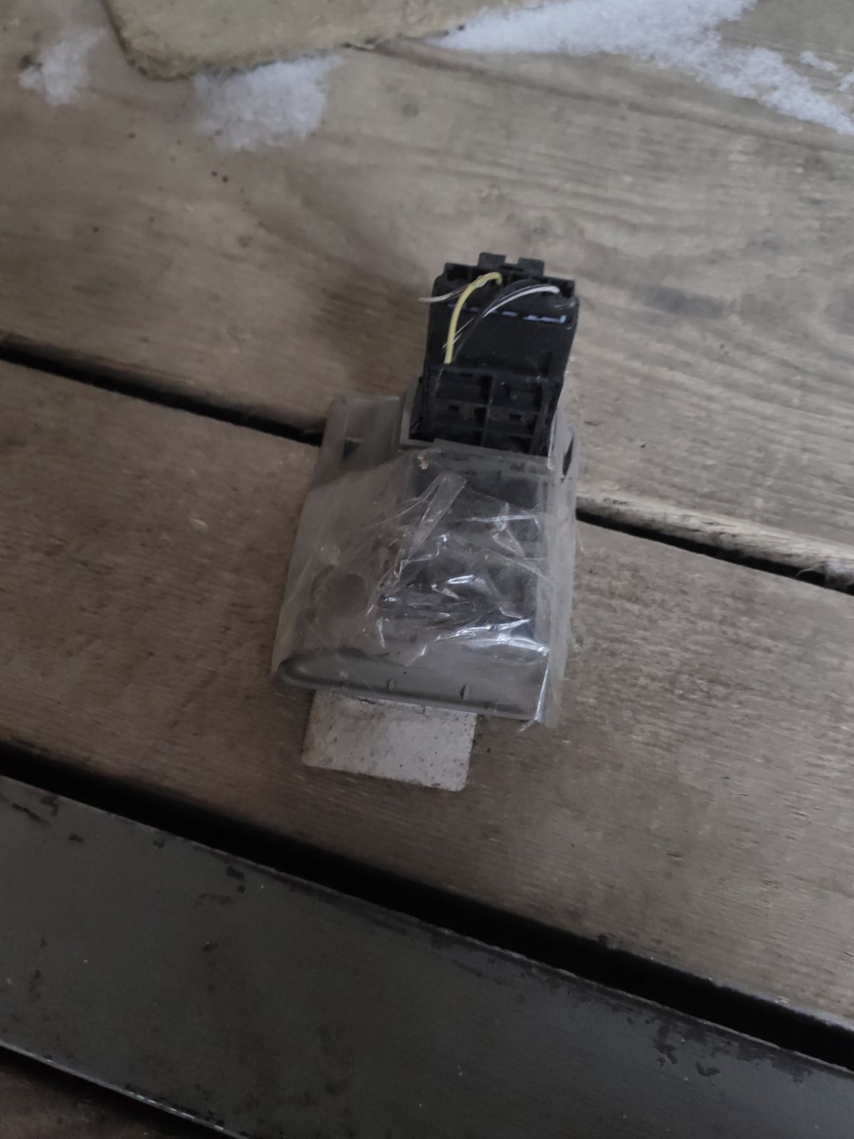 Кнопка на Toyota Isis ANM10G Фото 4