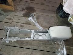 Бардачок на Toyota Corolla Axio NZE141 Фото 3