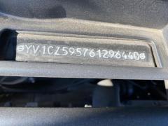 Амортизатор капота на Volvo Xc90 Фото 4