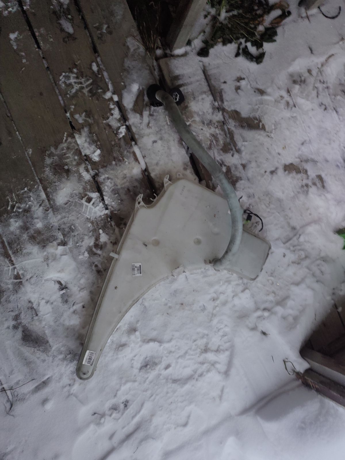 Бачок омывателя 61667238669 на Bmw 3-Series E90-VA76 Фото 3