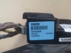 Автомагнитофон на Volvo V70 Фото 2