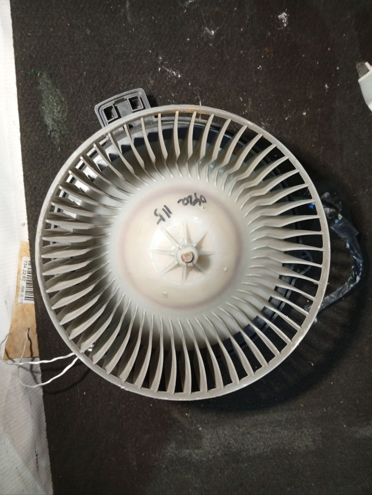 Мотор печки 87103-30440 на Toyota Crown Majesta JZS177 Фото 4