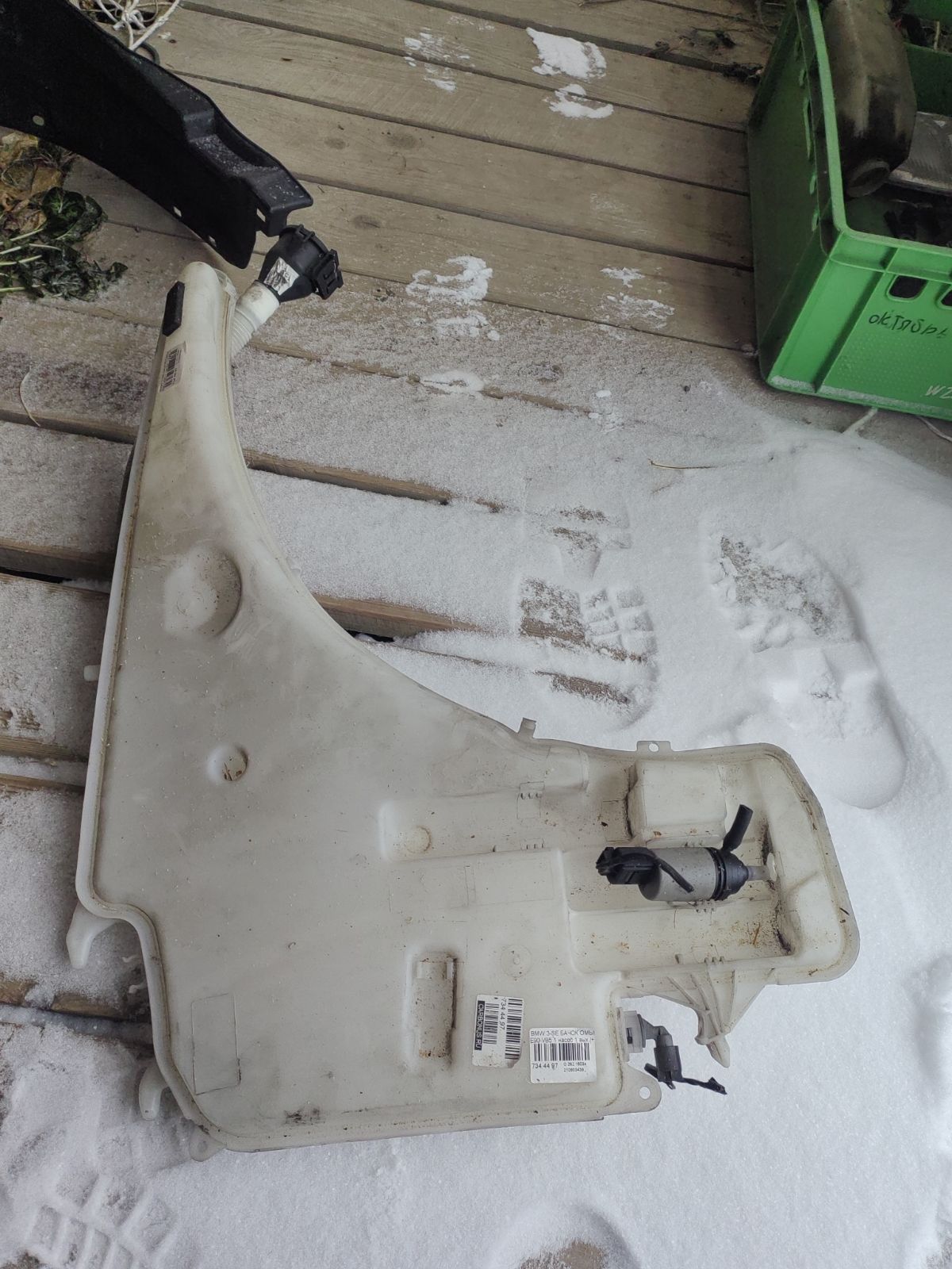 Бачок омывателя 61667238669 на Bmw 3-Series E90-VB56 Фото 3